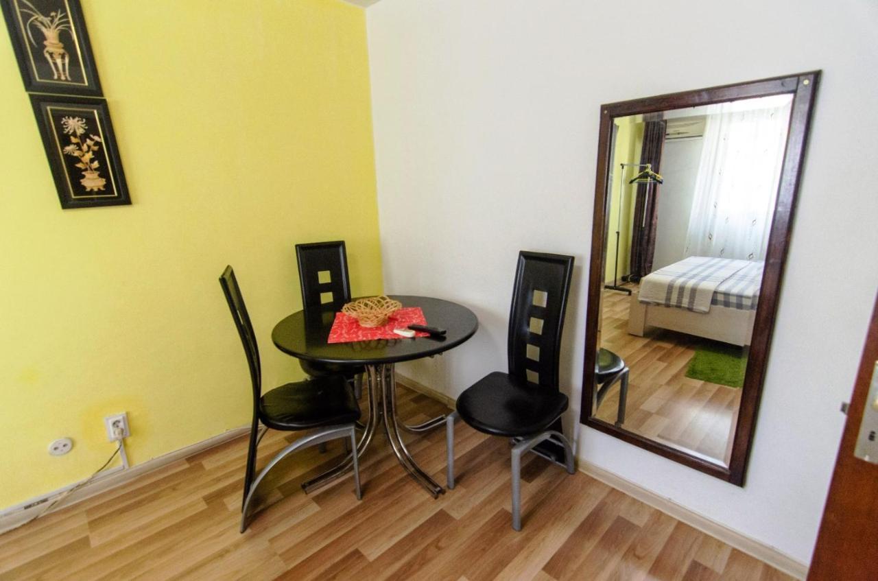 Premium Family Apartment, Floreasca Area Bukarest Eksteriør billede